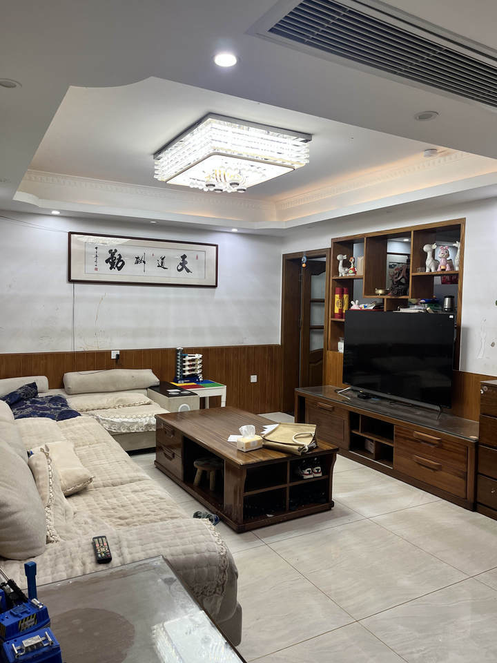 新長(zhǎng)海廣場(chǎng)（新長(zhǎng)海中心）法拍房C、D棟1508室