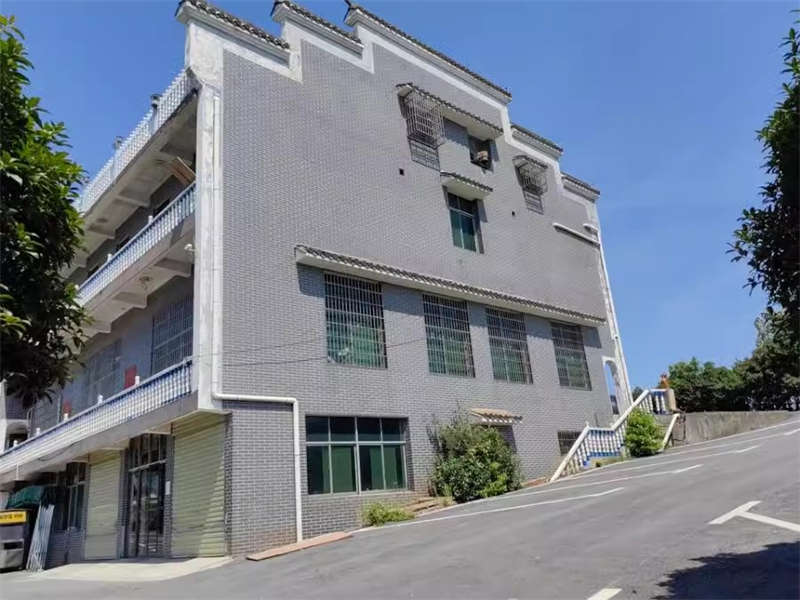 蘆江社區(qū)靖港堵壩旁法拍房-101、101、201號(hào)、0817972棟301號(hào)