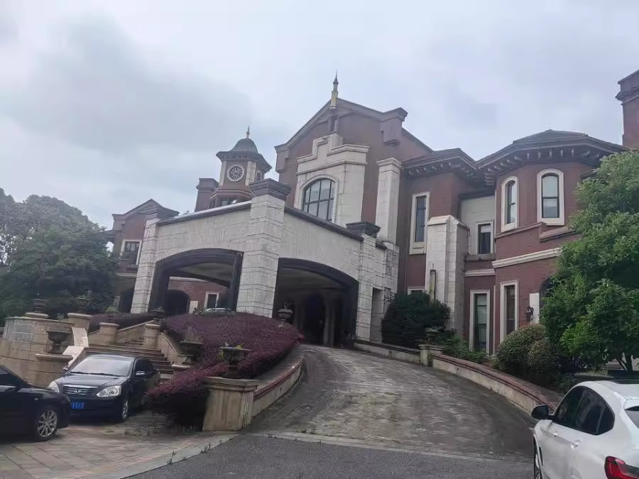 （售樓部）爵世名邸會(huì)所（爵士名?。┓ㄅ姆?01號(hào)房